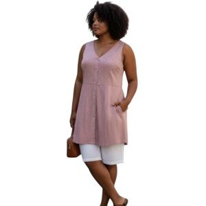 Torrid Pink Mauve Top Tunic Floral embossed Sleeveless NWT 2X or 18 to 20 RTL 45